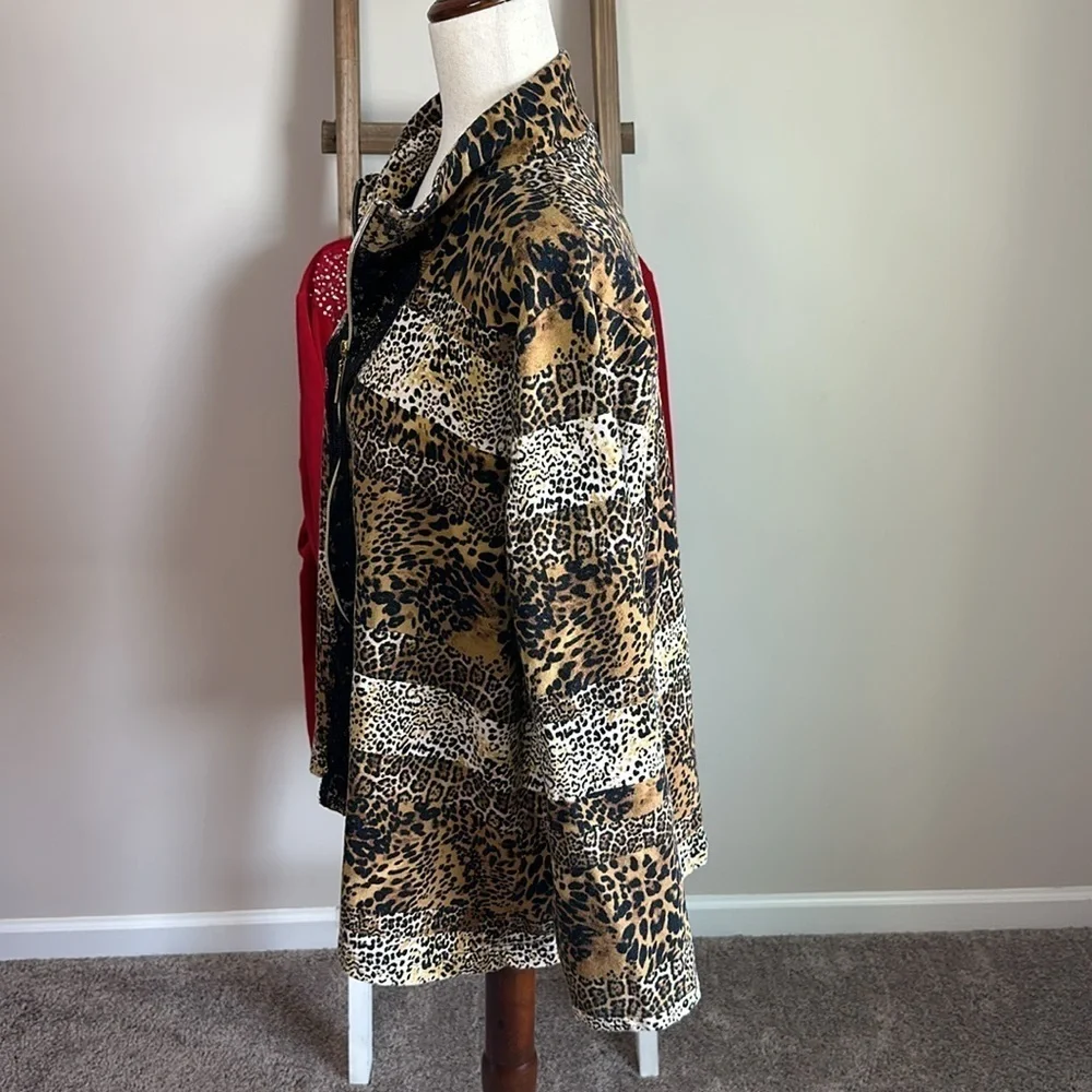 Bundle of Two Onque Casual Zip Up Tops Animal Print and Red Size 2X in GUC - Picture 7 of 17